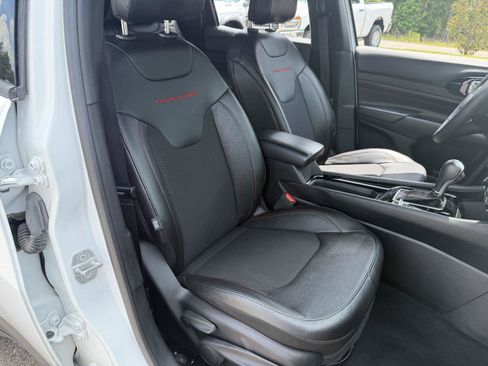 Certified 2025 Jeep Compass Trailhawk AWD/4WD image 20
