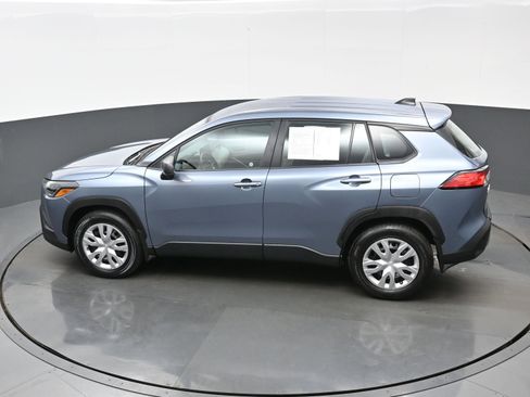 Used 2024 Toyota Corolla Cross L image 35