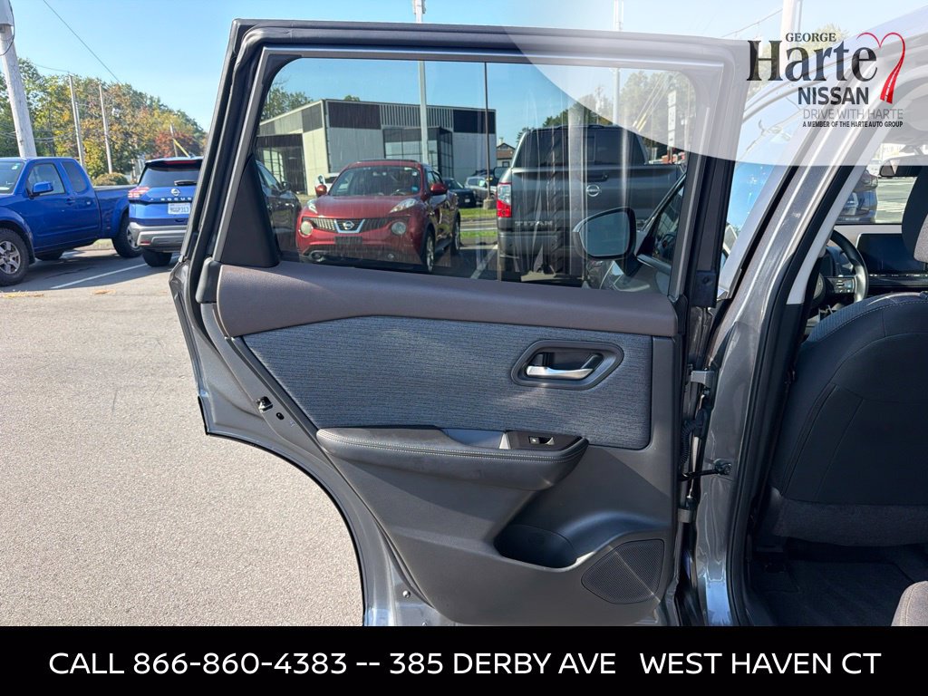 Certified 2023 Nissan Rogue SV AWD/4WD image 19