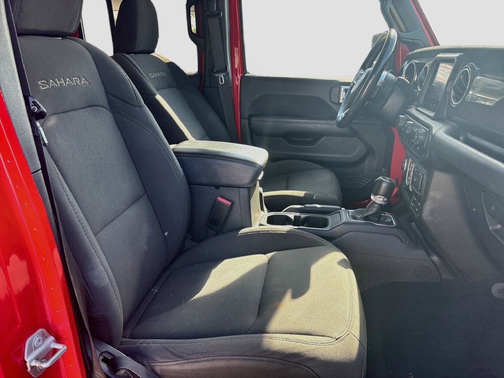 Certified 2023 Jeep Wrangler Unlimited Sahara w/ Cold Weather Group AWD/4WD image 31