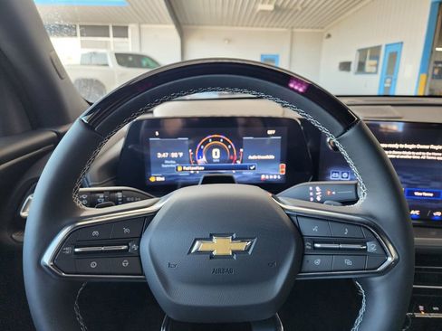 New 2026 Chevrolet Traverse LT w/ Enhanced Driving Package image 19