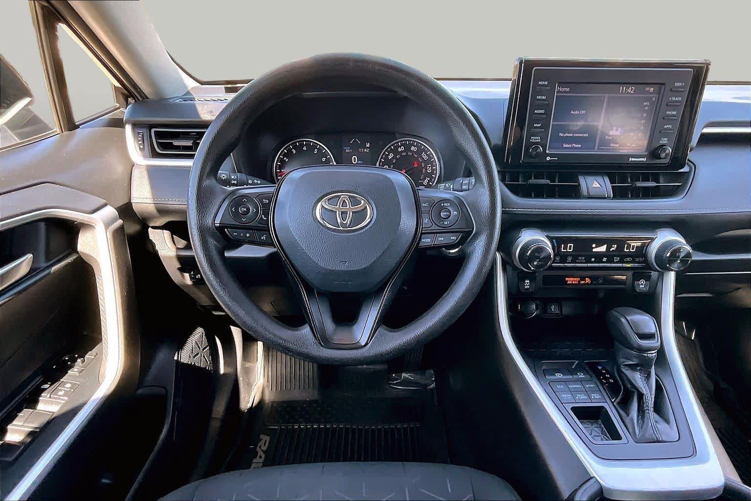 Certified 2021 Toyota RAV4 XLE AWD/4WD image 5