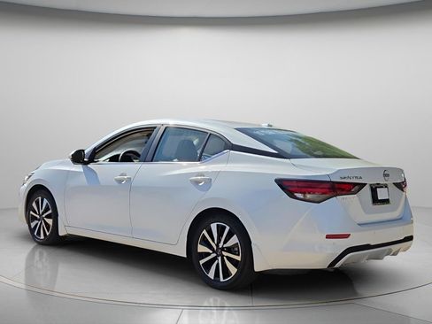 Used 2024 Nissan Sentra SV w/ SV Premium Package FWD image 6