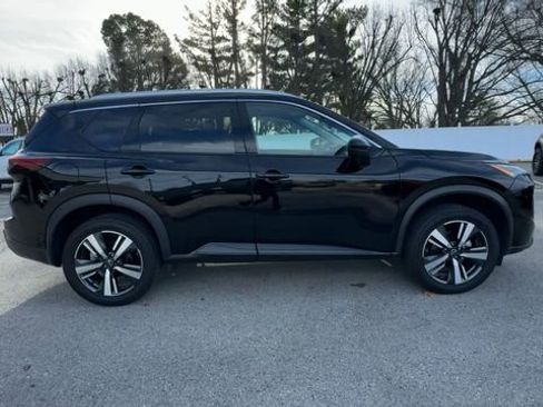 Used 2024 Nissan Rogue SL image 9