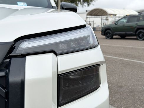 New 2026 Subaru Outback Touring XT image 9