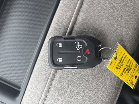 Used 2021 Chevrolet Silverado 1500 LTZ image 32