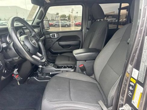 Used 2022 Jeep Gladiator Sport AWD/4WD image 41