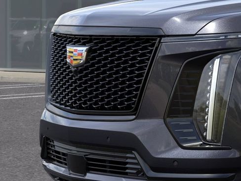 New 2026 Cadillac Escalade Platinum Sport w/ LPO, Floor Liner Package AWD/4WD image 14