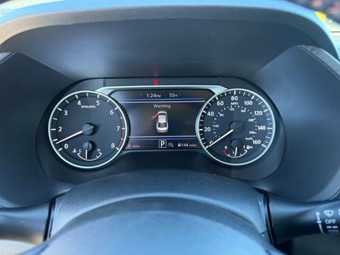 New 2025 Nissan Sentra SR w/ SR Premium Package image 19