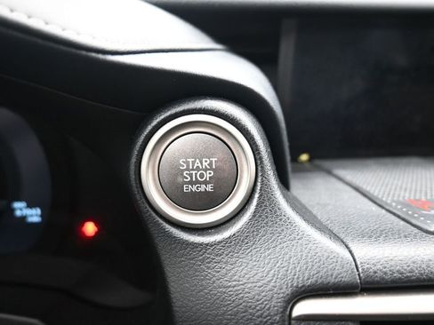 Used 2020 Lexus IS 350 F Sport w/ F Sport Package AWD/4WD image 17