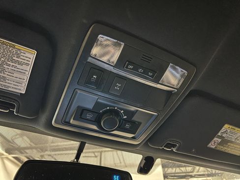 Used 2016 Toyota Tacoma TRD Off-Road image 22