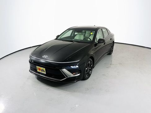 Used 2025 Hyundai Sonata SEL FWD image 5