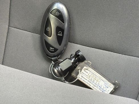 Used 2025 Hyundai Elantra SEL FWD image 26