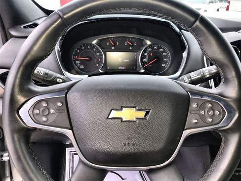 Used 2023 Chevrolet Traverse LT image 14