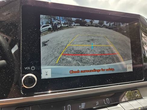 Used 2025 Toyota Camry LE FWD image 27