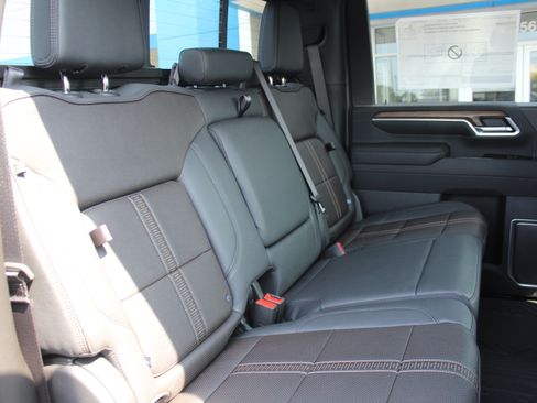 New 2026 Chevrolet Silverado 2500 High Country w/ Midnight Edition AWD/4WD image 18