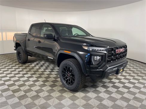 New 2026 GMC Canyon Elevation image 21