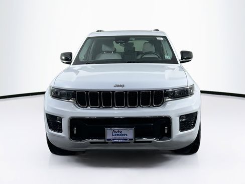 Used 2022 Jeep Grand Cherokee Overland AWD/4WD image 2