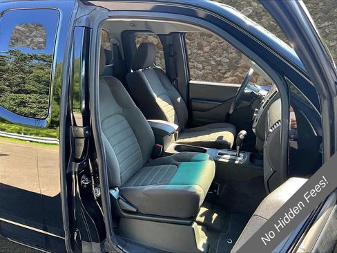 Used 2015 Nissan Frontier S RWD image 7