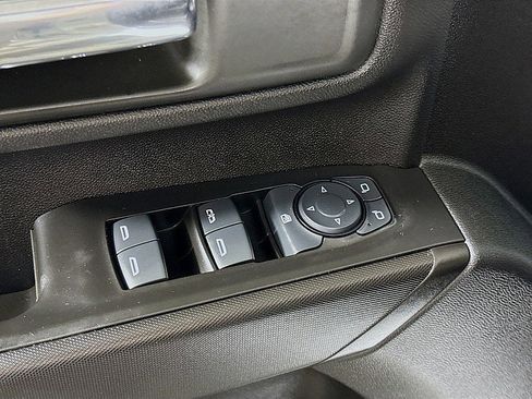 Used 2025 Chevrolet Silverado 2500 W/T image 18