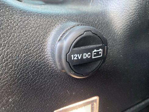 Used 2023 Jeep Wrangler Sport S image 16