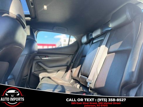 Used 2022 MAZDA MAZDA3 s image 13