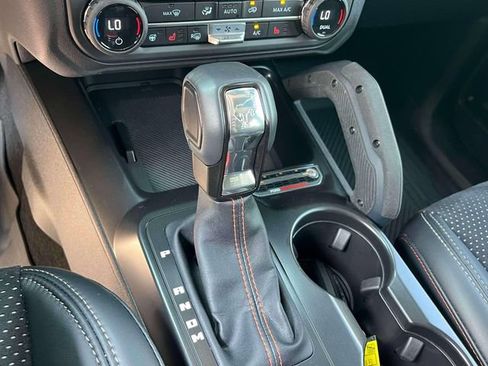 Used 2025 Ford Bronco Raptor AWD/4WD image 36