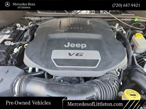 Used 2017 Jeep Wrangler Unlimited Sport w/ Quick Order Package 24S AWD/4WD image 28