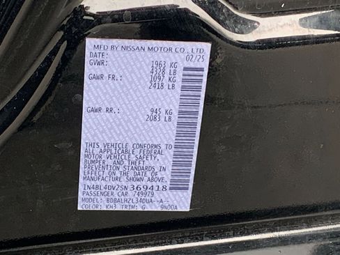 Used 2025 Nissan Altima 2.5 SV image 30