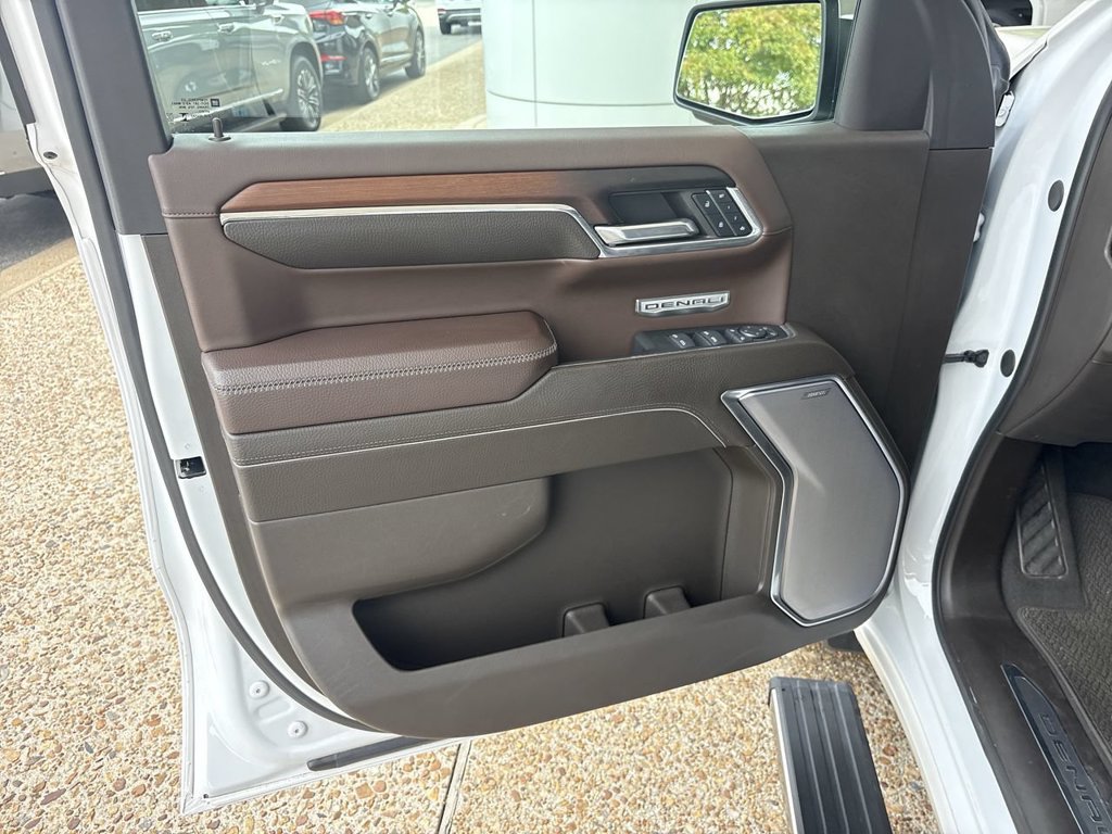Certified 2024 GMC Sierra 1500 Denali w/ Denali Reserve Package AWD/4WD image 23