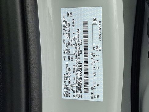 New 2026 Ford F250 Lariat w/ Black Appearance Package image 18