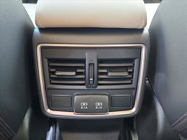 Used 2020 Subaru Forester Limited w/ Popular Package #3 AWD/4WD image 17