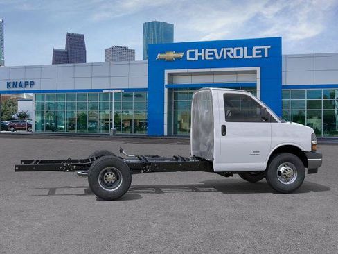 New 2025 Chevrolet Express 3500 w/ Ambulance Package RWD image 5