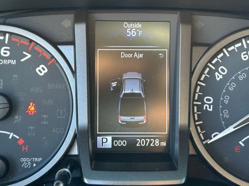 Used 2023 Toyota Tacoma TRD Sport w/ TRD Premium Sport Package image 18