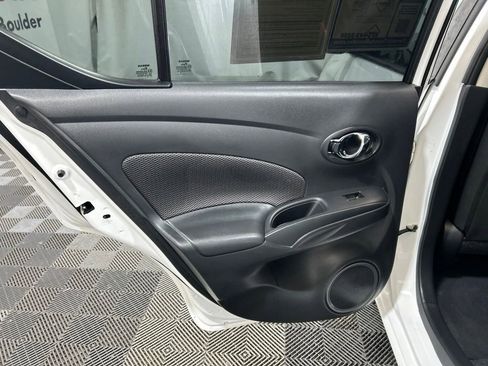 Used 2018 Nissan Versa SV FWD image 17