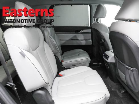Used 2025 Hyundai Palisade SEL image 24