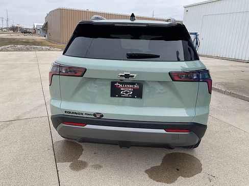 New 2026 Chevrolet Equinox LT w/ Convenience Package II image 7