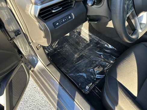 Used 2024 Nissan Altima 2.5 SV image 22