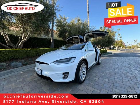 Used 2017 Tesla Model X 75D AWD/4WD image 1