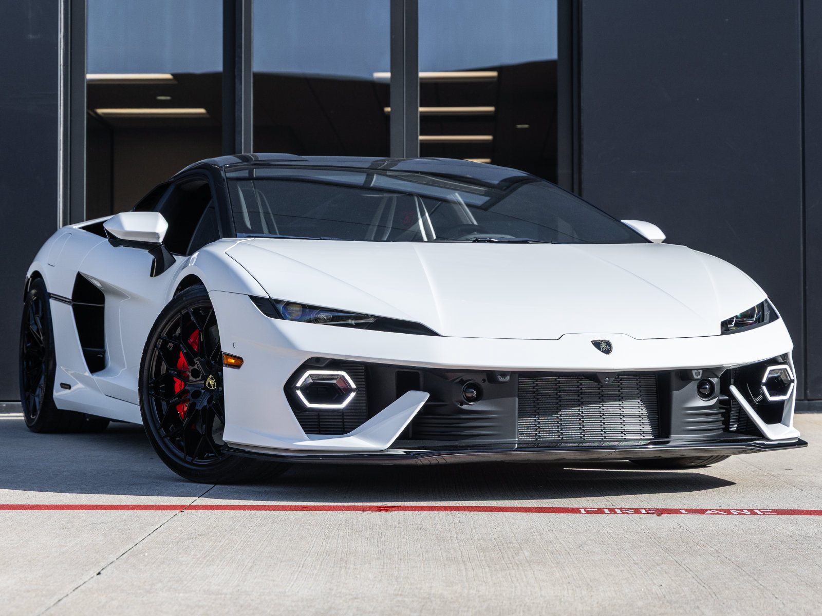 Used 2026 Lamborghini Temerario AWD/4WD image 2