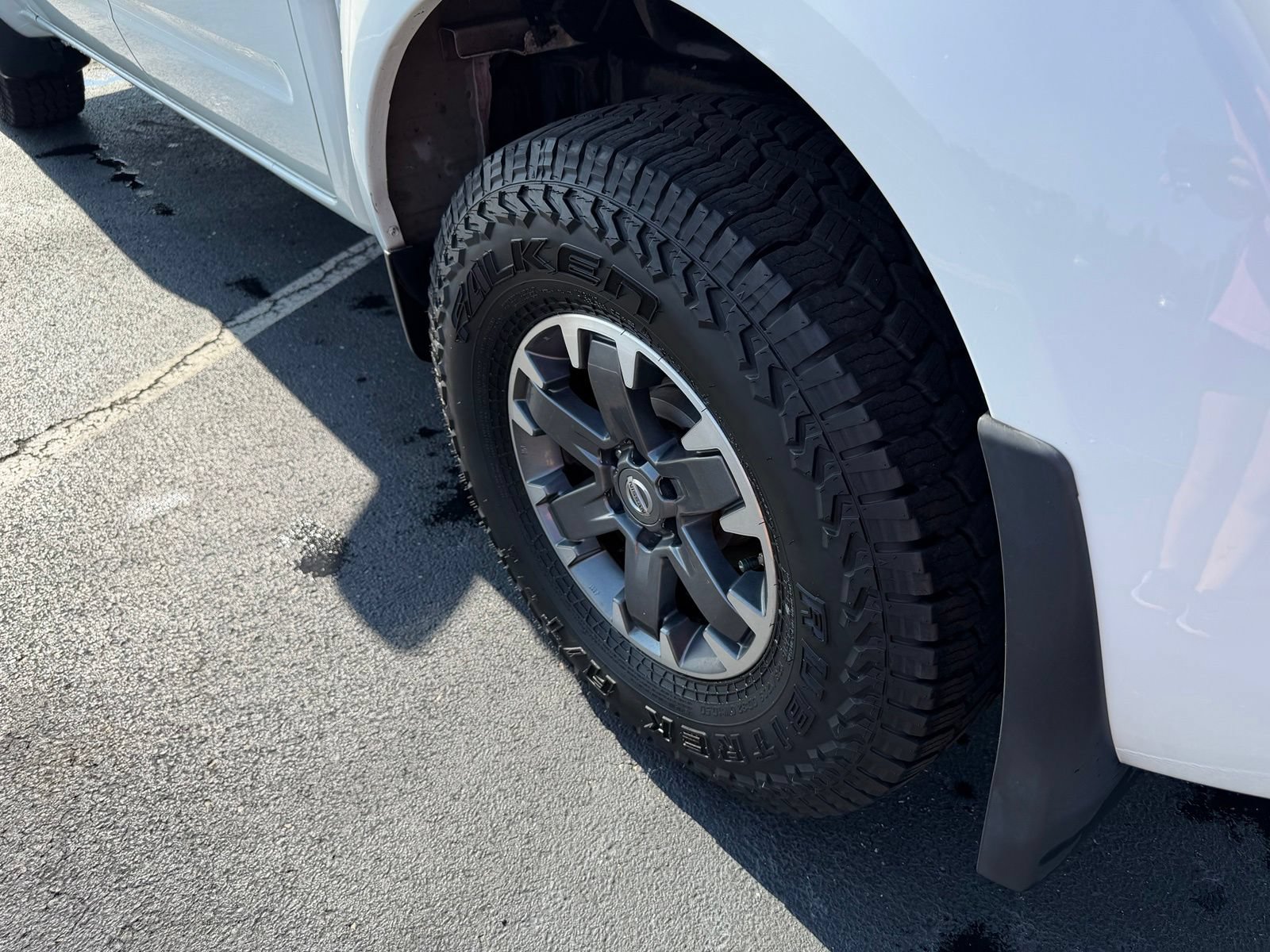 Used 2018 Nissan Frontier PRO-4X AWD/4WD image 10