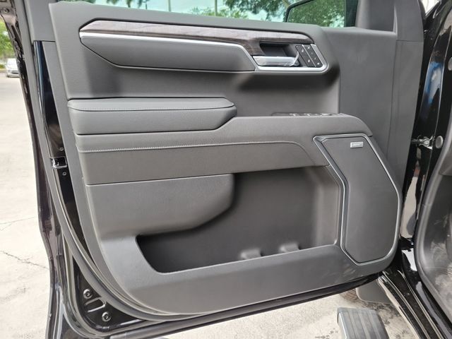 New 2026 Chevrolet Silverado 1500 LTZ w/ LTZ Convenience Package II AWD/4WD image 9