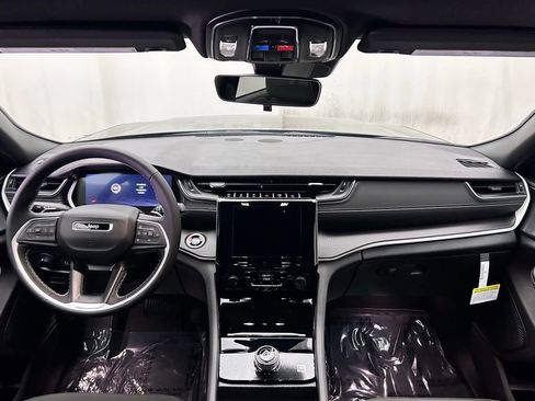 New 2025 Jeep Grand Cherokee Laredo X image 23