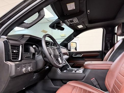 Used 2026 GMC Sierra 2500 Denali Ultimate w/ Max Trailering Package AWD/4WD image 19