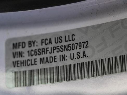 Used 2025 RAM 1500 Laramie image 23