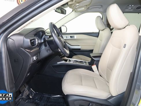 Used 2022 Ford Explorer Limited w/ Hybrid Equipment Group 310A image 11
