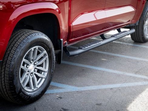 Used 2024 Chevrolet Colorado LT w/ LT Convenience Package III image 30