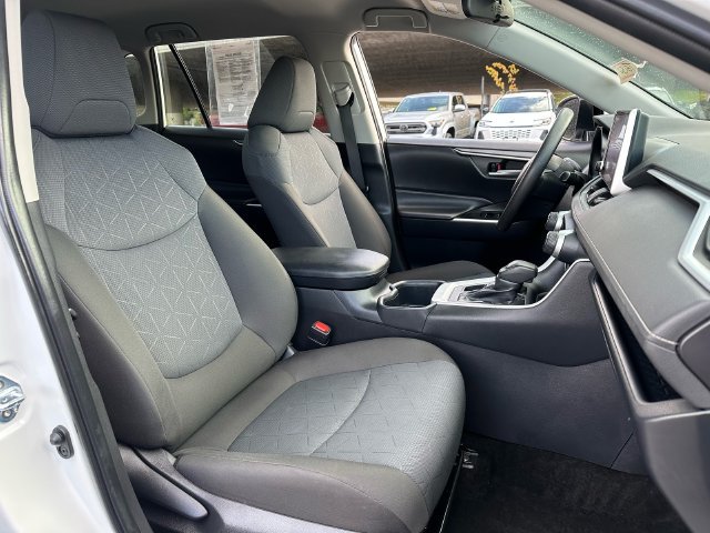 Certified 2025 Toyota RAV4 XLE AWD/4WD image 10