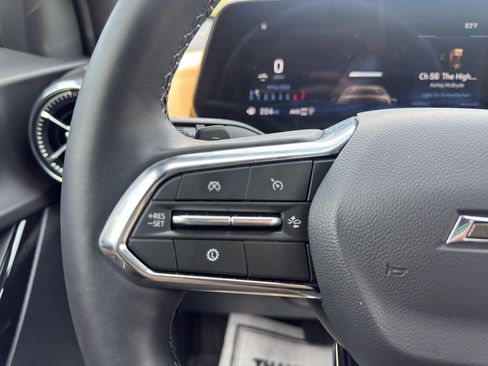 Used 2026 Chevrolet Equinox ACTIV w/ LPO, Floor Liner Package AWD/4WD image 24