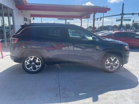 Used 2021 Jeep Compass Limited w/ Sun and Sound Group AWD/4WD image 5